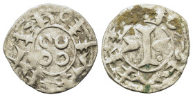France Languedoc, Melgueil (12th-13th). Anonymous denarius (16,7mm,1.1g). Degenerate legend. Pall accosted by two pennons, forming a cross, cantoned b...