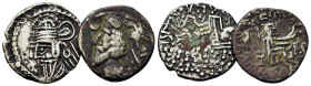 Lot of 2 Æ Greek coins, to be catalogued. Lot sold as is, no return.