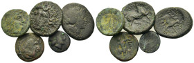 Lot of 5 Æ Greek coins, to be catalogued. Lot sold as is, no return.