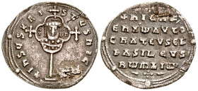 Nicephorus II Phocas. 963-969. AR miliaresion (23.3 mm, 2.82 g, 7 h). 963-969. +IhSYS XRI-STuS nICA8, Medallion of four lobes with facing bust of Nice...