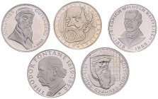 BRD. 
Lot von 5 Stücken: 5 DM 1968 G Gutenberg, 1968 D Pettenkofer,1969 G Fontane,1969 F Mercator und 1968 J Raiffeisen. Jaeger&nbsp;397,398,399,400,...