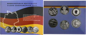 BRD. 
Blister 2003 mit 6x 10 Euro Silber-Gedenkmünzen. Die enthaltene Gedenkmünze FIFA-Fußball-WM Deutschland ist mit der falschen Randinschrift 'Kul...