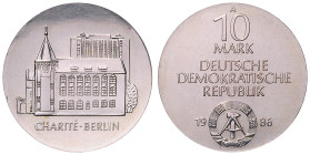 DDR. 
10 Mark 1986 A Zum 275-jährigen Bestehen der Charit\'e9 in Berlin. Jaeger&nbsp;1612. . 

 f.st