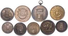 Frankreich. 
Lots. Lot von 9 Silbermedaillen verschiedener Städte: Prämie der Stadt Cherbourg, mit leerem Gravurfeld, i. Rd: Hand ARGENT (41,3mm 36,0...