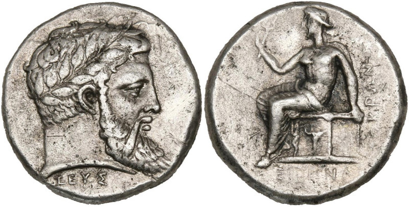 BRUTTIUM, LOKROI EPIZEPHYROI, AR statère, vers 350 av. J.-C. D/ T. l. de Zeus à ...