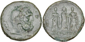 SICILE, THERMAI HIMERAIAI, AE bronze, période romaine. D/ T. barbue d'Héraclès à d., coiffé de la dépouille de lion. À g., massue. R/ Trois figures fé...