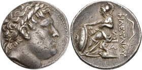 ROYAUME DE PERGAME, Eumène Ier (262-241), AR tétradrachme. D/ T. diad. et l. de Philétairos à d. R/ ΦΙΛETAIPOY Athéna trônant à g., ten. son bouclier ...