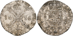 BRABANT, Duché, Philippe IV (1621-1665), AR patagon, 1636, Bruxelles. D/ Croix de Bourgogne sous une couronne, portant le bijou de la Toison d'or. R/ ...