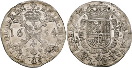 BRABANT, Duché, Philippe IV (1621-1665), AR patagon, 1654, Bruxelles. D/ Croix de Bourgogne sous une couronne, portant le bijou de la Toison d'or. R/ ...