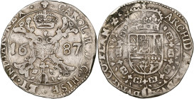 BRABANT, Duché, Charles II (1665-1700), AR demi-patagon, 1687, Bruxelles. D/ Croix de Bourgogne sous une couronne, portant le bijou de la Toison d'or....