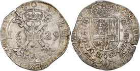 FRANCHE-COMTÉ, Philippe IV (1621-1665), AR patagon, 1629, Dole. Différent: soleil. D/ Croix de Bourgogne sous une couronne, portant le bijou de la Toi...
