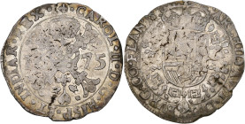 VLAANDEREN, Graafschap, Karel II (1665-1700), AR patagon, 1675, Brugge. Vz/ Gekroond stokkenkruis met een vuurijzer tussen het jaartal en het juweel v...