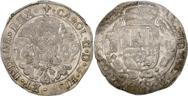 VLAANDEREN, Graafschap, Karel II (1665-1700), AR patagon, 1689, Brugge. Vz/ Gekroond stokkenkruis met een vuurijzer tussen het jaartal en het juweel v...