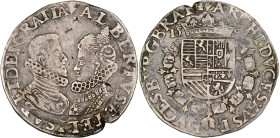 BRABANT, Duché, Albert et Isabelle (1598-1621), AR florin d'argent, 1599, Anvers. D/ B. affrontés des archiducs. R/ Écu couronné, entouré du collier d...