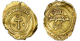 ITALIE, SICILE, Roger Ier (1072-1101), AV tari, après 1085. D/ Légende coufique en trois lignes. R/ Tau entre trois globules. Spahr 7; M.E.C. XIV, 83;...