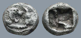 KINGS of LYDIA. Kroisos (Circa 564/53-550/39 BC).
AR 1/12 Stater (8,3mm 0,82g)
Obv: Confronted foreparts of bull right and lion left.
Rev: Incuse p...