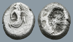 ACHAEMENID EMPIRE. Time of Artaxerxes II to Artaxerxes III (circa 375-340 BC). Sardes or subsidiary mint.
AR 1/4 Siglos (8,4mm 1,2g)
Obv: Persian ki...