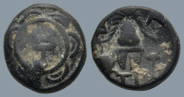 KINGS of MACEDON. Alexander III 'the Great' (336-323 BC). Sardes
AE Half Unit (14,7mm 3,7g)
Obv: Macedonian shield with caduceus on boss.
Rev: B - ...