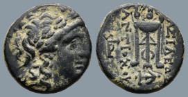 SELEUKID KINGS Antiochos II Theos (261-246 BC). Sardes
AE Bronze (16,6mm 3,8g)
Obv: Laureate head of Apollo right.
Rev: BAΣΙΛΕΩΣ / ANTIOXOY. Tripod...