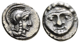 PISIDIA. Selge. Obol (Circa 350-300 BC).
Obv: Helmeted head of Athena right. Rev : Facing gorgoneion. 0,77 g - 9,04 mm