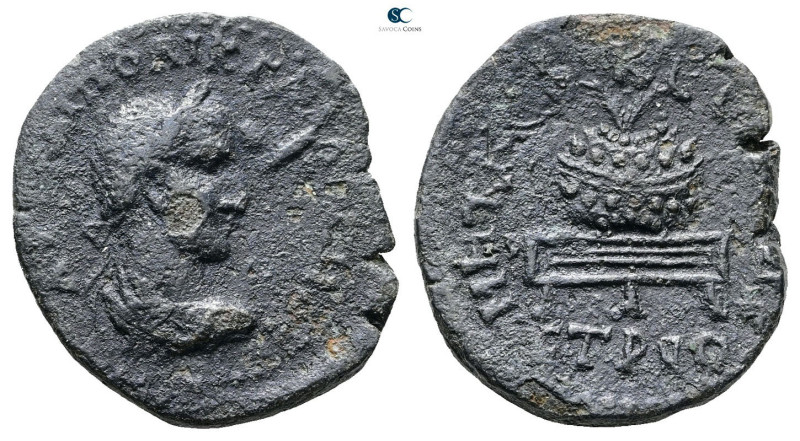 Pontos. Neocaesarea. Gallienus AD 253-268. 
Bronze Æ

29 mm, 11,28 g



N...