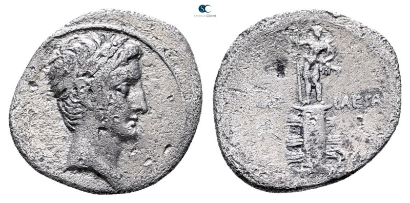 Octavian 29-27 BC. Uncertain italian mint, Rome (?)
Denarius AR

20 mm, 2,97 ...