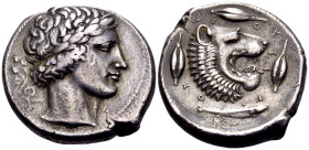 SICILY. Leontinoi. Circa 430-425 BC. Tetradrachm (Silver, 28.5 mm, 17.19 g, 9 h). Laureate head of Apollo to right; behind head, ivy branch. Rev. LE-O...