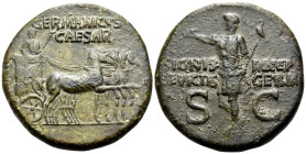 Germanicus, died 19. Dupondius (Orichalcum, 29.5 mm, 14.43 g, 7 h), Struck under Gaius (Caligula), Rome, 37-41. GERMANICVS CAESAR Germanicus driving t...