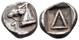 AKARNANIA. Leukas. Circa 470-450 BC. Diobol (Silver, 9 mm, 0.87 g, 5 h). Λ Horse’s head to left. Rev. Δ within rectanguar incuse. Cf. BCD Corinth 37 (...