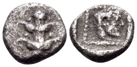 KYRENAIKA. Kyrene. Circa 480-435 BC. Obol (Silver, 8.5 mm, 0.57 g, 12 h). Silphium plant with three pairs of leaves and fruits. Rev. Head of Zeus Ammo...
