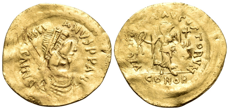 Justinian I, 527-565. Tremissis (Gold, 16 mm, 1.31 g, 6 h), Constantinople. D N ...