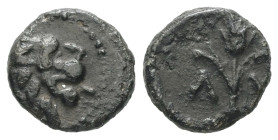 Thrace, Lysimacheia. Ae, 0.80 g. - 10.31 mm. Circa 309-220 BC.
Obv.: Head of lion right. Dotted border.
Rev.: Λ-Υ; Grain ear.
Ref.: HGC 3.2, 1503; SNG...