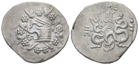 Mysia, Pergamon. AR Cistophoric Tetradrachm, 12.17 g 28.80 mm. Circa 166-67 BC. Mea-, prytaneis.
Obv: Cista mystica with serpent; all within ivy wreat...