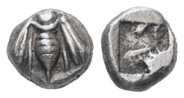 Ionia, Ephesos. AR Obol, 0.57 g 7.11 mm. Circa 550-500 BC.
Obv: Bee
Rev: Incuse square punch.
Ref: SNG Kayhan 115; Karwiese, Series III.
Fine/ Rare.