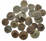 Lot of 25 unclassified See picture. LOT SOLD AS IS, NO RETURNS, «Partially repatinated» (T-05 )