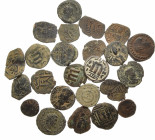 Lot of 25 unclassified See picture. LOT SOLD AS IS, NO RETURNS (T-06 )
