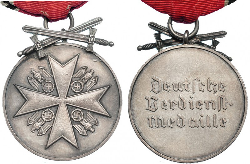 ALEMANIA. III Reich. Medalla al mérito con espadas y cinta. En el centro: 835 PR...