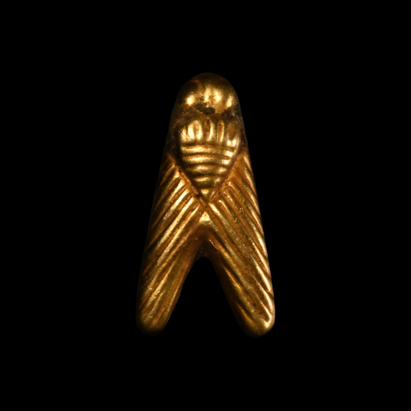 Egyptian Gold Fly Amulet. Late Period, 664-332 B.C. With hatched detailing to th...