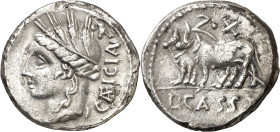 (hacia 102 a.C.). Gens Cassia. Denario. (Bab. 4) (Craw. 321/1). Limpiada. 3,51 g. (MBC+).
