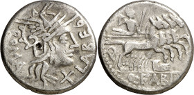 (hacia 124 a.C.). Gens Fabia. Denario. (Bab. 1) (Craw. 273/1). Intento de perforación en anverso. 3,70 g. (MBC-).