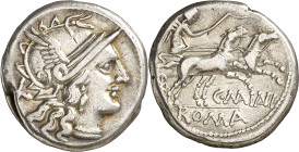 (hacia 153 a.C.). Gens Maiania. Denario. (Bab. 1) (Craw. 203/1a). Anv.: Cabeza galeada de Roma, detrás . Rev.: C. MAIANI. ROMA. Victoria con látigo, e...