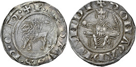 Roma. Carlo I d’Angió, I senatoriato: 1263-1266 

Grosso, AR 3,34 g. KAROLVS S P Q R Leone al passo verso s.; sopra, stemma d’Angiò. Rv. ROMA CAP’ M...