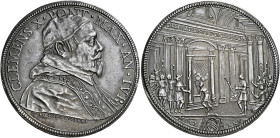 Roma. Clemente X (Emilio Altieri), 1670-1676 

Piastra del Giubileo 1675, AR 32,02 g. CLEMENS X PONT MAX AN IVB Busto a d., con piviale ornato; nel ...