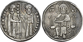 Venezia. Enrico Dandolo, 1192-1205 

Grosso, AR 2,11 g. X H DANDOL’ – S M VENETI S. Marco stante a d., di fronte, porge il vessillo al doge, stante ...