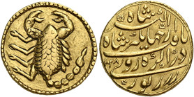 India. Impero Mughal. Agra 

Mohur dello zodiaco AH 1028, AV 10,92 g. Segno dello scorpione. BMC tipo 322 classe C.
Rarissima. Dr. completamente re...