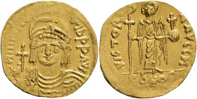 MAURICIUS TIBERIUS, 582-602 , Constantinopolis , Solidus officina H, Obv. oN mAURc – TIb PP AVG Helmeted, draped and cuirassed bust facing, holding gl...