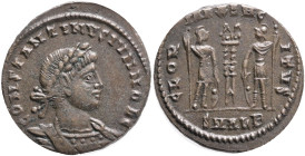 Constantinus II.. Æ Follis Alexandria mint. AD 333-335 Two signa between two soldiers. SMALB. RIC 59. , red-brown patina. Weight 2,23g
XF-