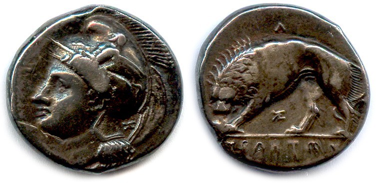 LUCANIE - VÉLIA 400-350
Tête d’Athéna coiffée d’un casque orné d’une centauresse...