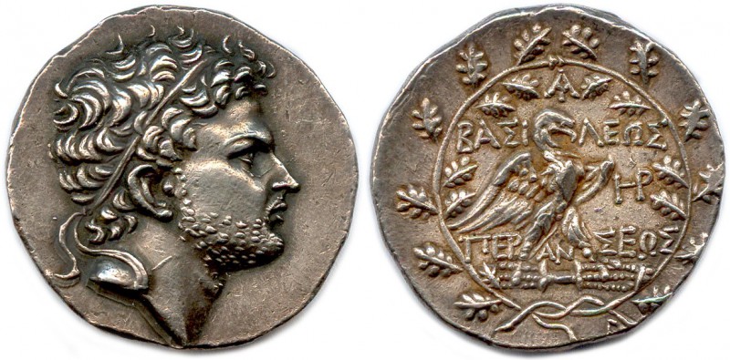 PERSÉE (dernier roi de Macédoine) 178-168
Sa tête barbue et diadémée. R/. Aigle ...