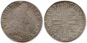 LOUIS XIV le Grand 1643-1715
Écu d’argent aux 8 L (1er type) 1692.